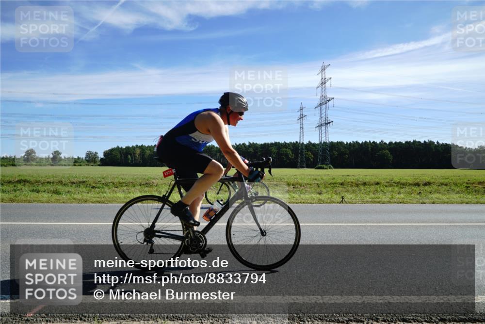07.09.2025 - 19. Norderstedt Triathlon Michael Burmester http://msf.ph/oto/8833794 07.09.2025 11:54:40 Radfahren 741, 1371 meine-sportfotos.de