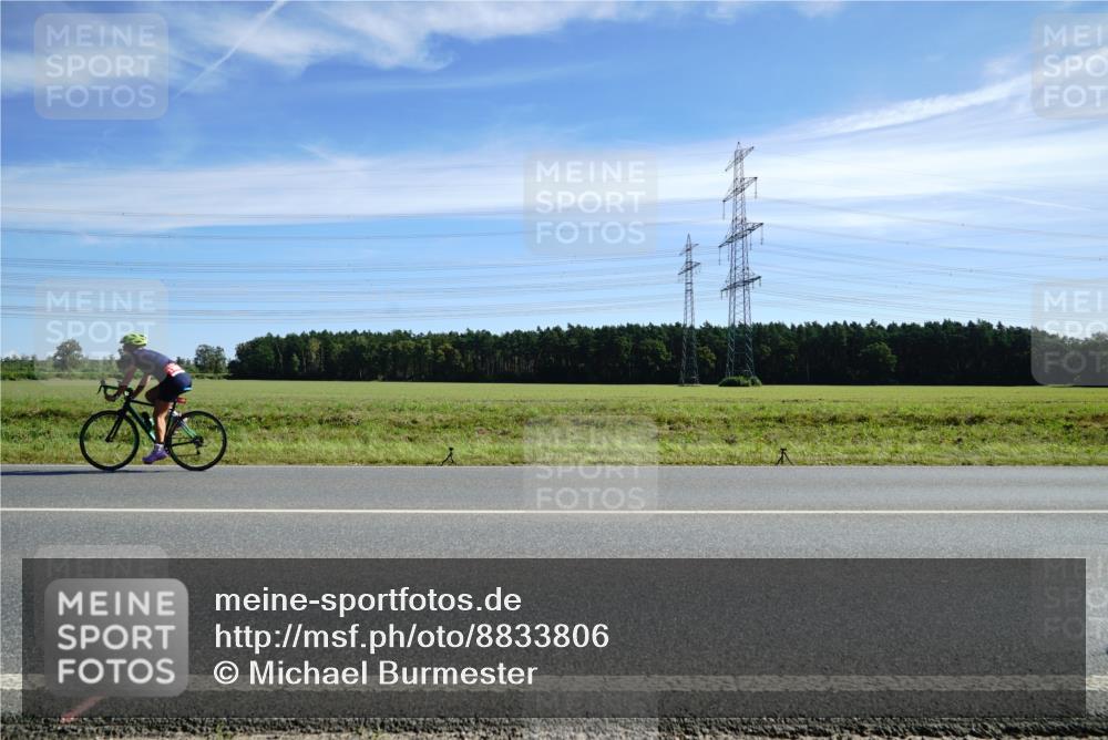 07.09.2025 - 19. Norderstedt Triathlon Michael Burmester http://msf.ph/oto/8833806 07.09.2025 11:54:41 Radfahren 741, 1371 meine-sportfotos.de