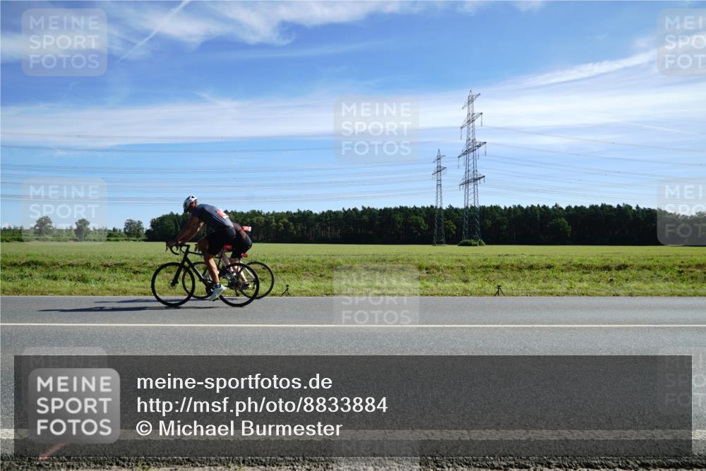 07.09.2025 - 19. Norderstedt Triathlon Michael Burmester http://msf.ph/oto/8833884 07.09.2025 11:54:52 Radfahren  meine-sportfotos.de