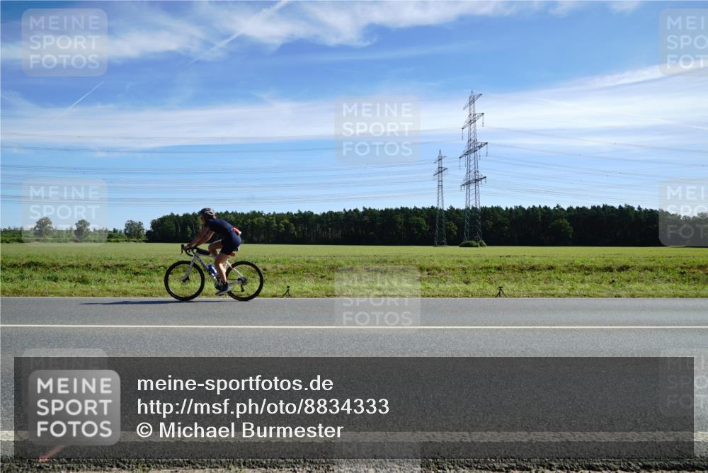 07.09.2025 - 19. Norderstedt Triathlon Michael Burmester http://msf.ph/oto/8834333 07.09.2025 11:57:15 Radfahren  meine-sportfotos.de