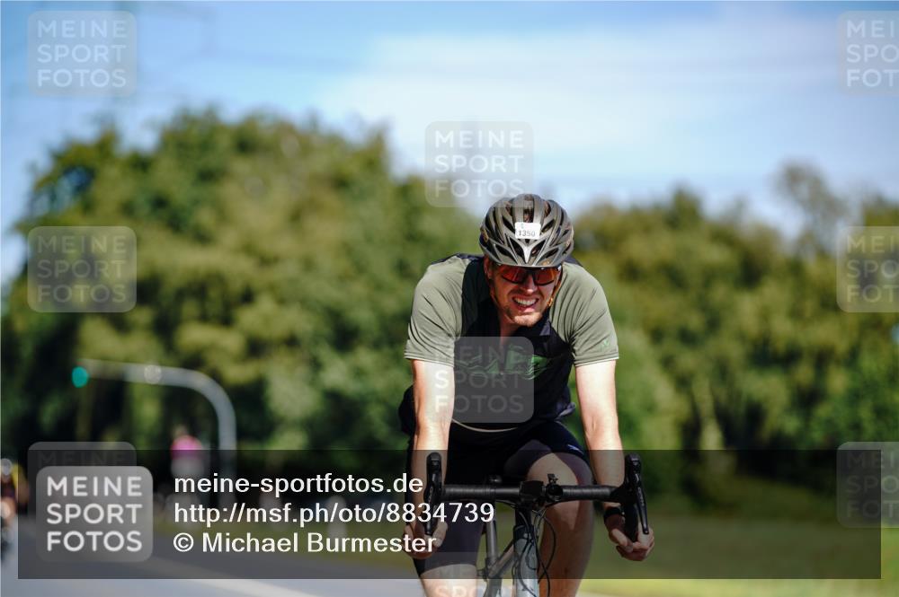 07.09.2025 - 19. Norderstedt Triathlon Michael Burmester http://msf.ph/oto/8834739 07.09.2025 12:24:25 Radfahren 802, 1350 meine-sportfotos.de