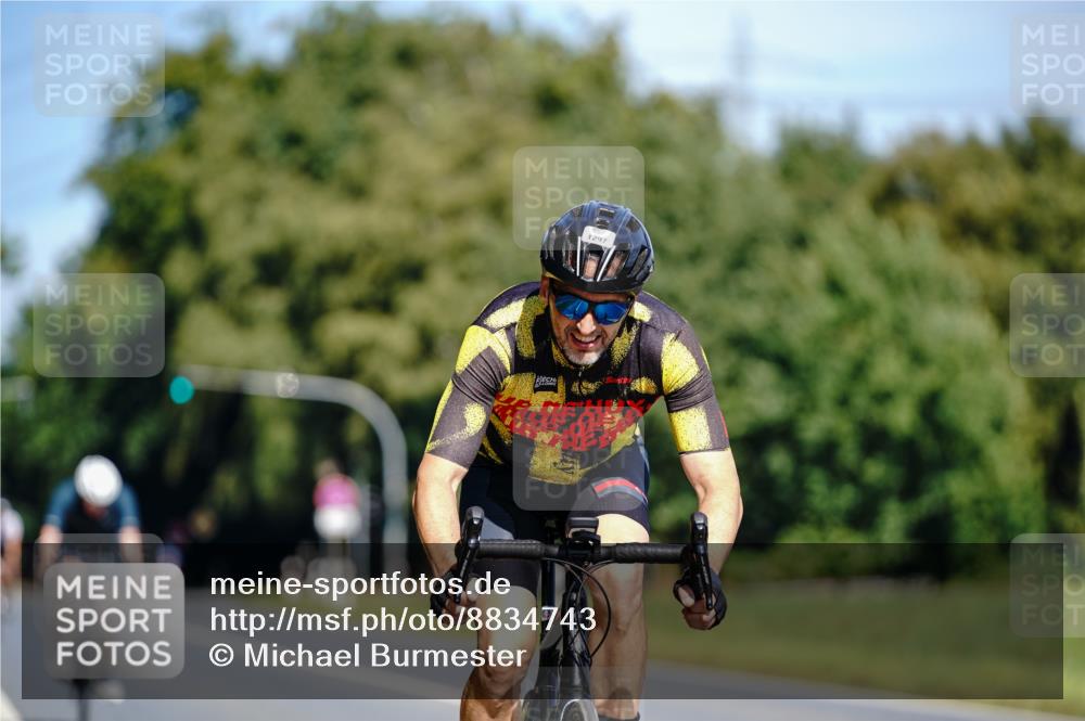 07.09.2025 - 19. Norderstedt Triathlon Michael Burmester http://msf.ph/oto/8834743 07.09.2025 12:24:30 Radfahren 818, 1297 meine-sportfotos.de