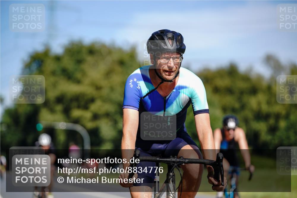 07.09.2025 - 19. Norderstedt Triathlon Michael Burmester http://msf.ph/oto/8834776 07.09.2025 12:25:17 Radfahren 205, 220, 274, 292, 766, 1280 meine-sportfotos.de