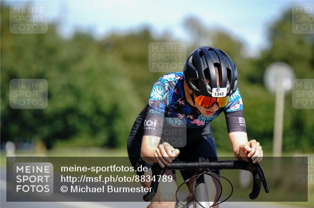 07.09.2025 - 19. Norderstedt Triathlon Michael Burmester http://msf.ph/oto/8834789 07.09.2025 12:25:31 Radfahren 1234, 1343 meine-sportfotos.de