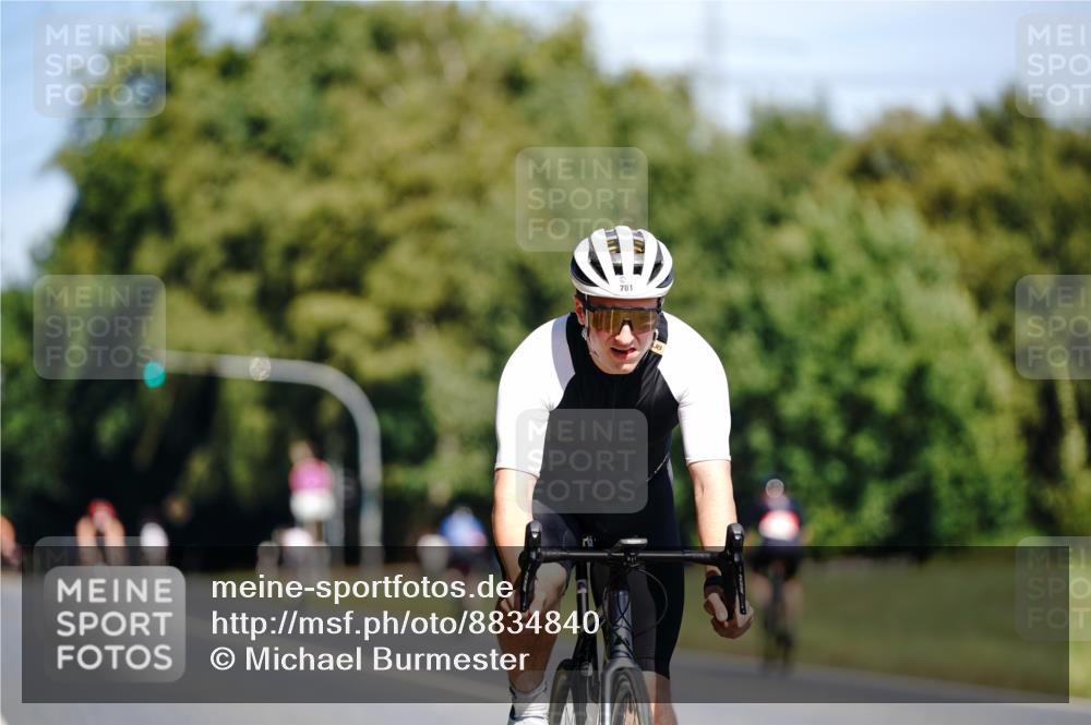 07.09.2025 - 19. Norderstedt Triathlon Michael Burmester http://msf.ph/oto/8834840 07.09.2025 12:26:12 Radfahren 781, 1361 meine-sportfotos.de