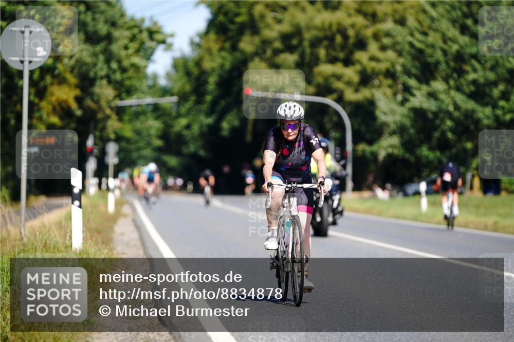 07.09.2025 - 19. Norderstedt Triathlon Michael Burmester http://msf.ph/oto/8834878 07.09.2025 12:26:32 Radfahren 137 meine-sportfotos.de