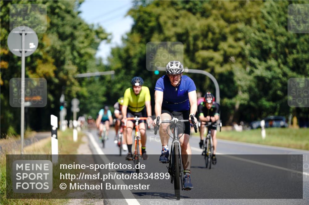 07.09.2025 - 19. Norderstedt Triathlon Michael Burmester http://msf.ph/oto/8834899 07.09.2025 12:26:45 Radfahren 247, 712, 1231, 1235, 1384 meine-sportfotos.de