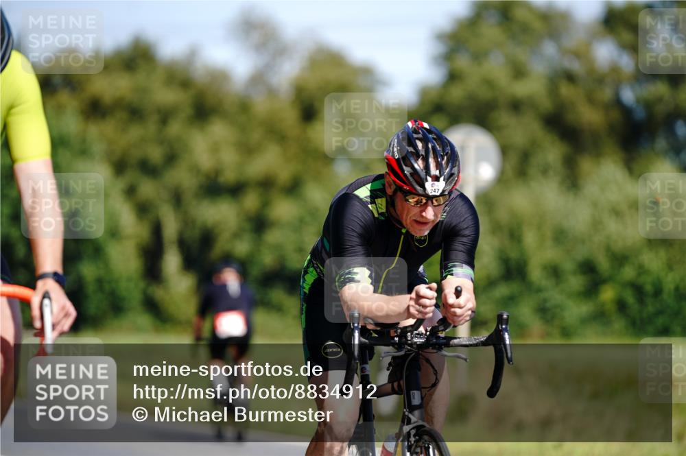 07.09.2025 - 19. Norderstedt Triathlon Michael Burmester http://msf.ph/oto/8834912 07.09.2025 12:26:48 Radfahren 247, 695, 712, 1231, 1384 meine-sportfotos.de