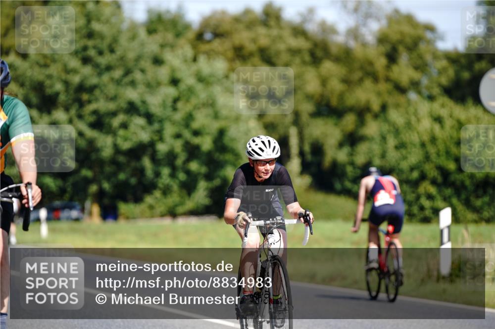 07.09.2025 - 19. Norderstedt Triathlon Michael Burmester http://msf.ph/oto/8834983 07.09.2025 12:27:44 Radfahren 157, 1269, 1283 meine-sportfotos.de