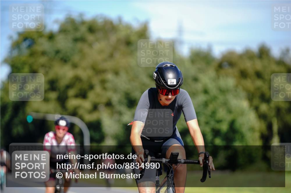07.09.2025 - 19. Norderstedt Triathlon Michael Burmester http://msf.ph/oto/8834990 07.09.2025 12:27:49 Radfahren 258, 1263 meine-sportfotos.de