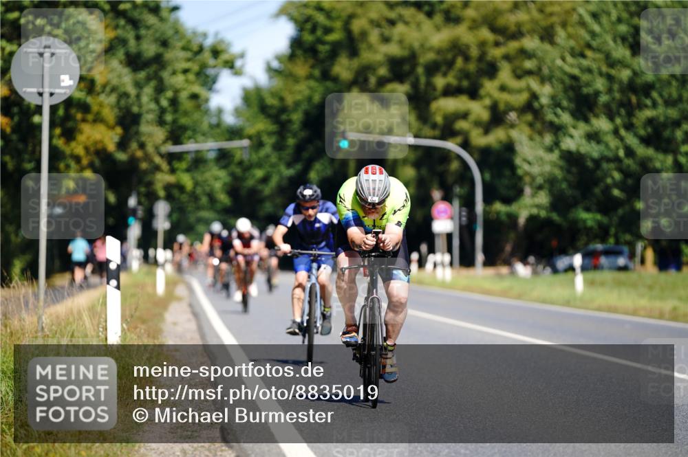 07.09.2025 - 19. Norderstedt Triathlon Michael Burmester http://msf.ph/oto/8835019 07.09.2025 12:27:59 Radfahren 1230, 1237, 1241, 1376 meine-sportfotos.de