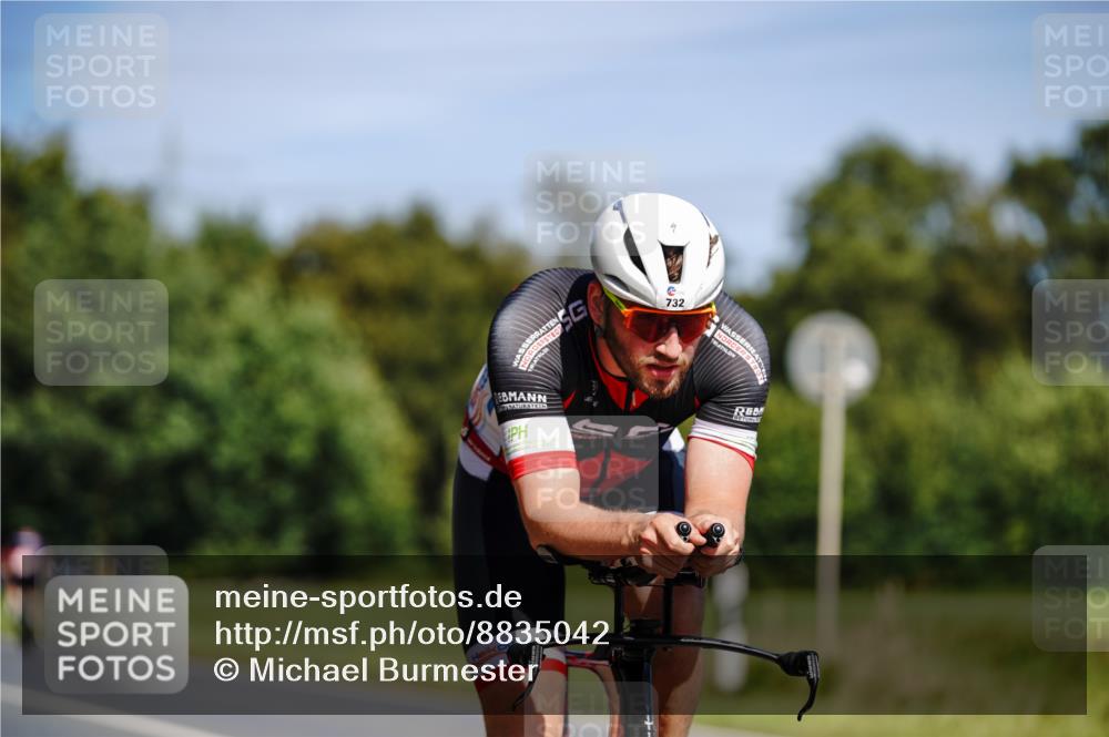 07.09.2025 - 19. Norderstedt Triathlon Michael Burmester http://msf.ph/oto/8835042 07.09.2025 12:28:04 Radfahren 732, 1237, 1376 meine-sportfotos.de