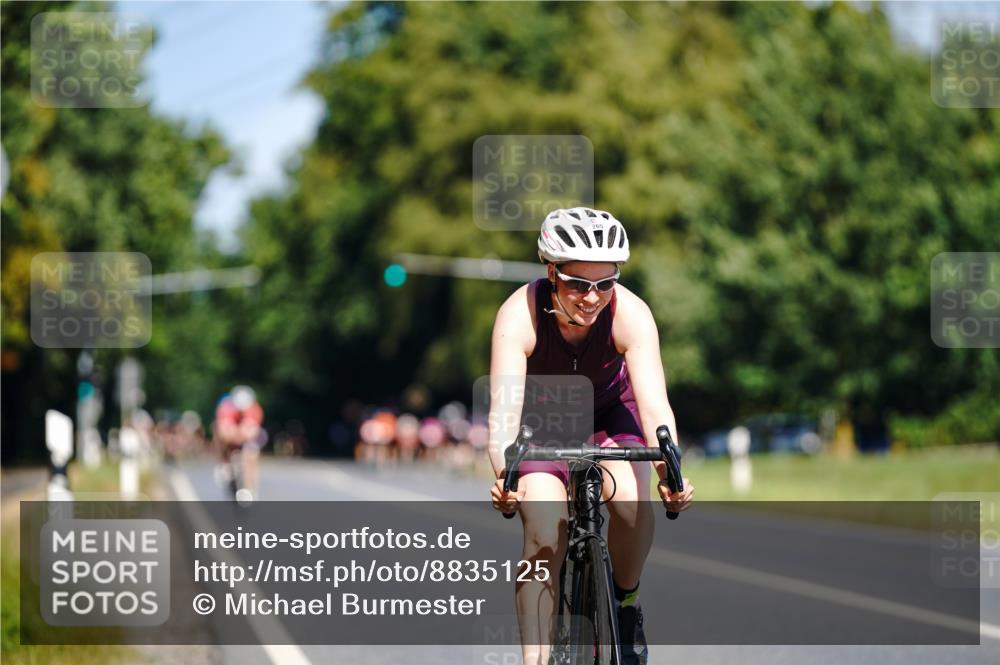 07.09.2025 - 19. Norderstedt Triathlon Michael Burmester http://msf.ph/oto/8835125 07.09.2025 12:28:54 Radfahren 265 meine-sportfotos.de