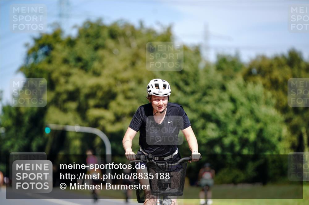 07.09.2025 - 19. Norderstedt Triathlon Michael Burmester http://msf.ph/oto/8835188 07.09.2025 12:29:28 Radfahren 1260 meine-sportfotos.de