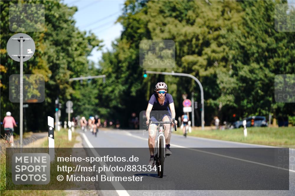 07.09.2025 - 19. Norderstedt Triathlon Michael Burmester http://msf.ph/oto/8835341 07.09.2025 12:30:56 Radfahren 721 meine-sportfotos.de