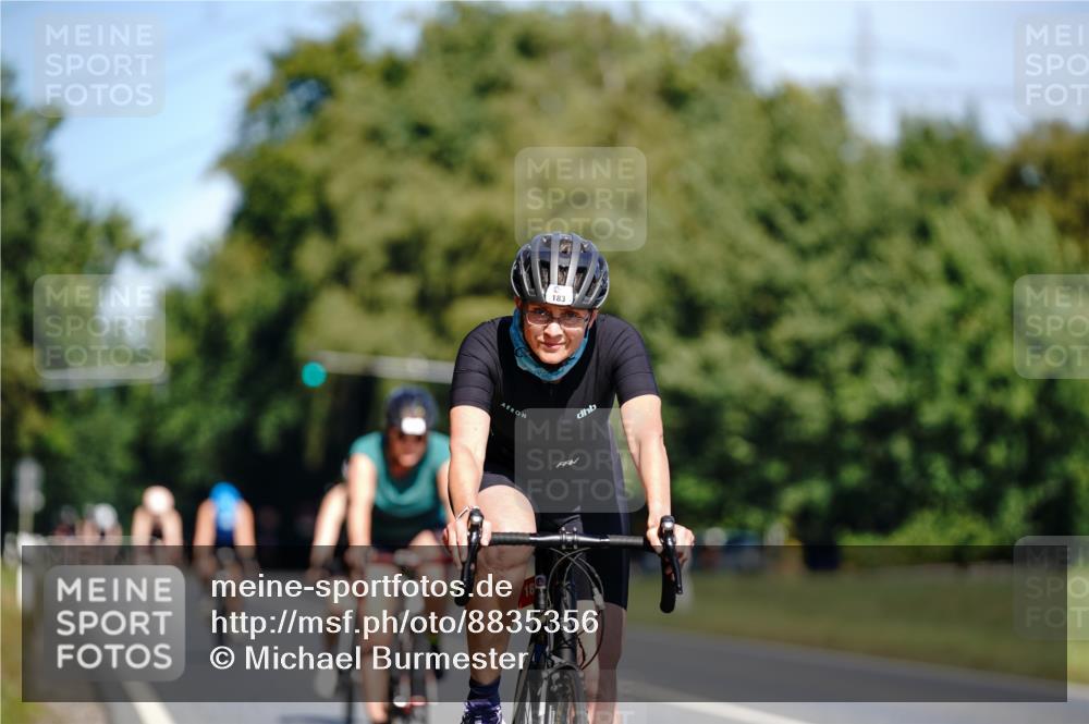 07.09.2025 - 19. Norderstedt Triathlon Michael Burmester http://msf.ph/oto/8835356 07.09.2025 12:31:09 Radfahren 183, 305, 1374 meine-sportfotos.de