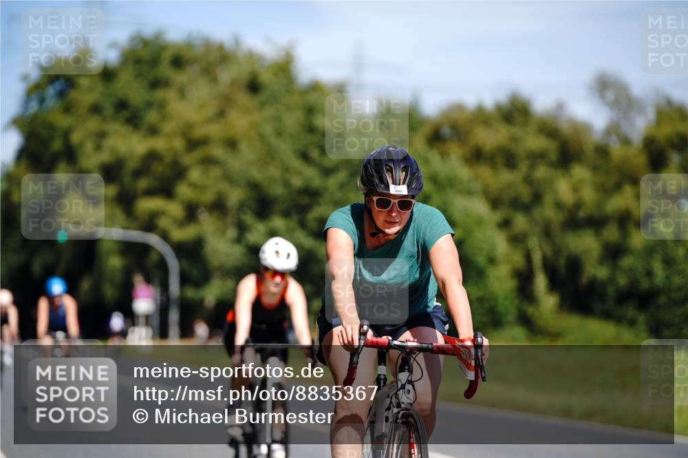 07.09.2025 - 19. Norderstedt Triathlon Michael Burmester http://msf.ph/oto/8835367 07.09.2025 12:31:11 Radfahren 183, 305, 1369, 1374 meine-sportfotos.de