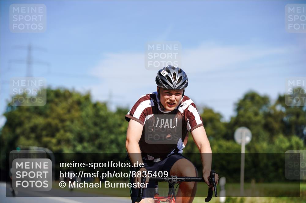 07.09.2025 - 19. Norderstedt Triathlon Michael Burmester http://msf.ph/oto/8835409 07.09.2025 12:31:26 Radfahren 227, 1238, 1311 meine-sportfotos.de