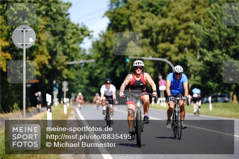 07.09.2025 - 19. Norderstedt Triathlon Michael Burmester http://msf.ph/oto/8835495 07.09.2025 12:32:26 Radfahren  meine-sportfotos.de