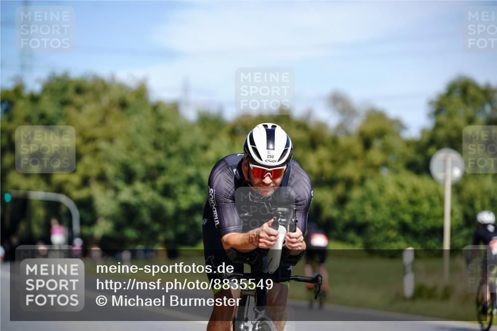 07.09.2025 - 19. Norderstedt Triathlon Michael Burmester http://msf.ph/oto/8835549 07.09.2025 12:33:13 Radfahren 250 meine-sportfotos.de