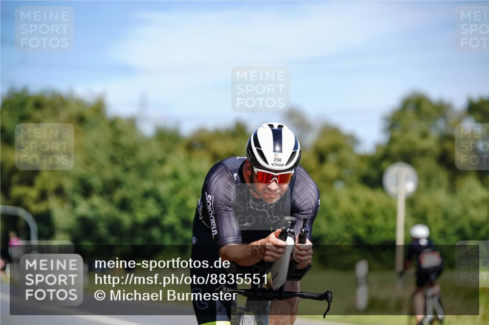 07.09.2025 - 19. Norderstedt Triathlon Michael Burmester http://msf.ph/oto/8835551 07.09.2025 12:33:13 Radfahren 250 meine-sportfotos.de