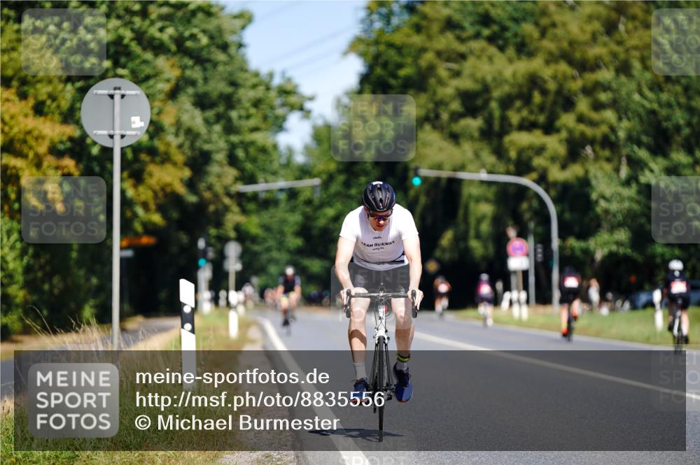 07.09.2025 - 19. Norderstedt Triathlon Michael Burmester http://msf.ph/oto/8835556 07.09.2025 12:33:17 Radfahren 139 meine-sportfotos.de