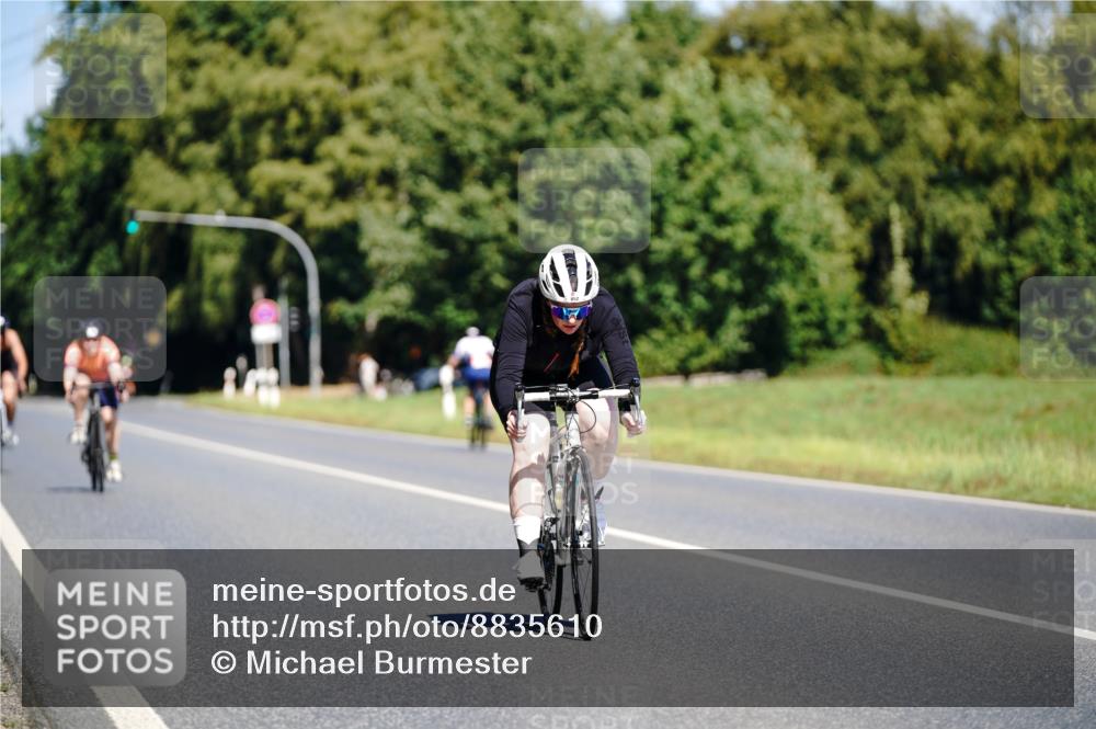07.09.2025 - 19. Norderstedt Triathlon Michael Burmester http://msf.ph/oto/8835610 07.09.2025 12:33:57 Radfahren 852 meine-sportfotos.de