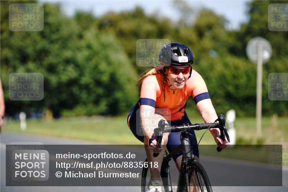07.09.2025 - 19. Norderstedt Triathlon Michael Burmester http://msf.ph/oto/8835618 07.09.2025 12:34:01 Radfahren 272, 273, 852 meine-sportfotos.de