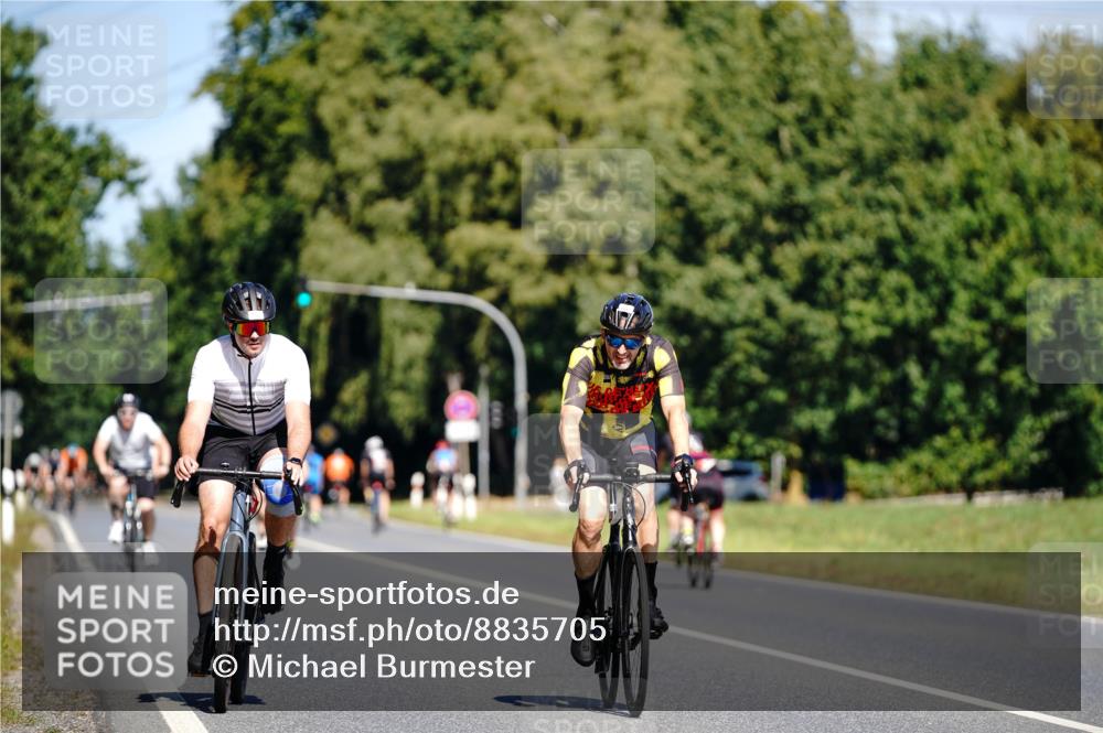 07.09.2025 - 19. Norderstedt Triathlon Michael Burmester http://msf.ph/oto/8835705 07.09.2025 12:35:33 Radfahren 189, 1297 meine-sportfotos.de