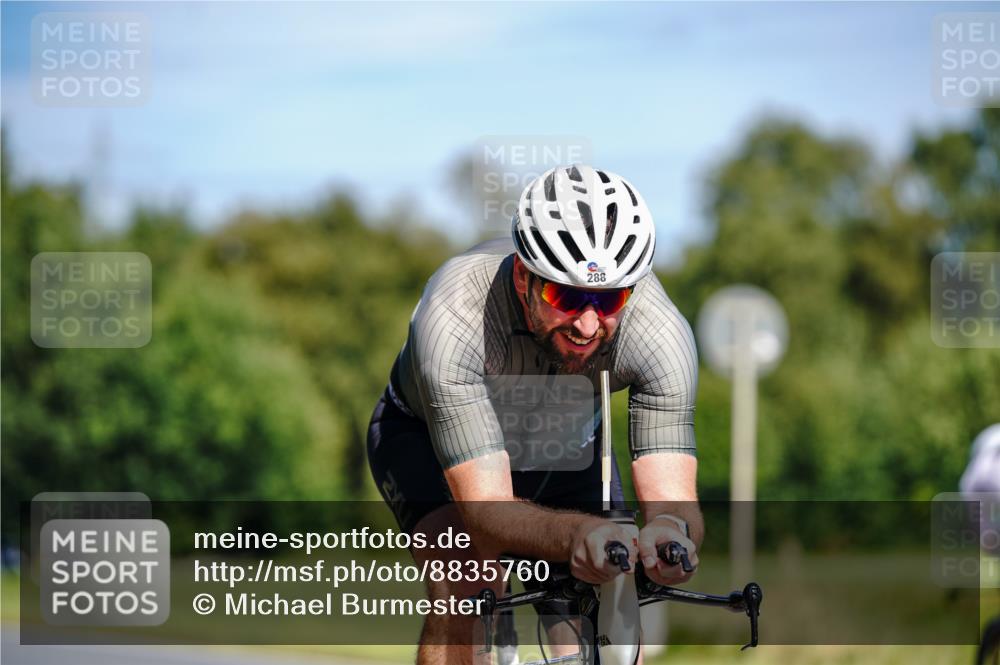 07.09.2025 - 19. Norderstedt Triathlon Michael Burmester http://msf.ph/oto/8835760 07.09.2025 12:35:53 Radfahren 283, 288, 786 meine-sportfotos.de