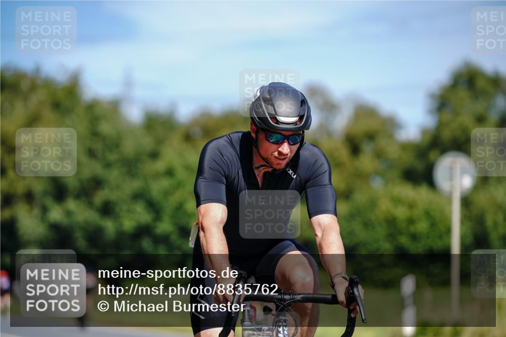 07.09.2025 - 19. Norderstedt Triathlon Michael Burmester http://msf.ph/oto/8835762 07.09.2025 12:36:08 Radfahren 725, 1296 meine-sportfotos.de