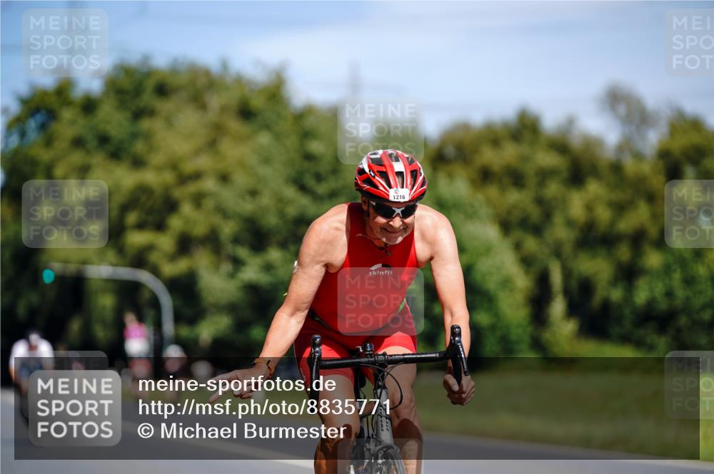 07.09.2025 - 19. Norderstedt Triathlon Michael Burmester http://msf.ph/oto/8835771 07.09.2025 12:36:20 Radfahren 1216 meine-sportfotos.de