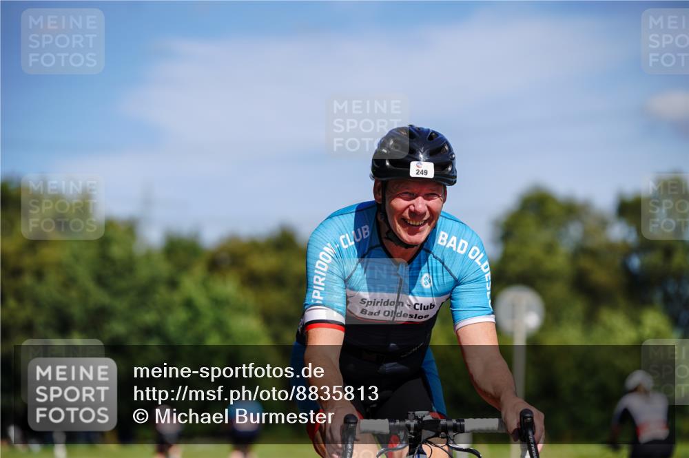 07.09.2025 - 19. Norderstedt Triathlon Michael Burmester http://msf.ph/oto/8835813 07.09.2025 12:36:37 Radfahren 249 meine-sportfotos.de