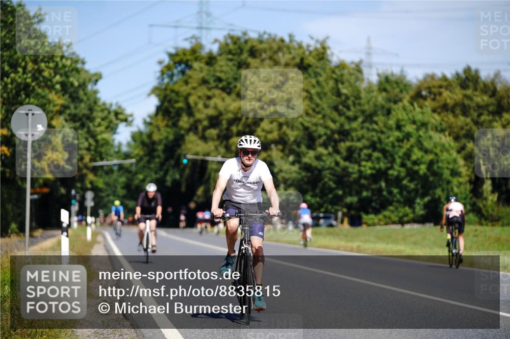 07.09.2025 - 19. Norderstedt Triathlon Michael Burmester http://msf.ph/oto/8835815 07.09.2025 12:36:52 Radfahren 757, 1398 meine-sportfotos.de