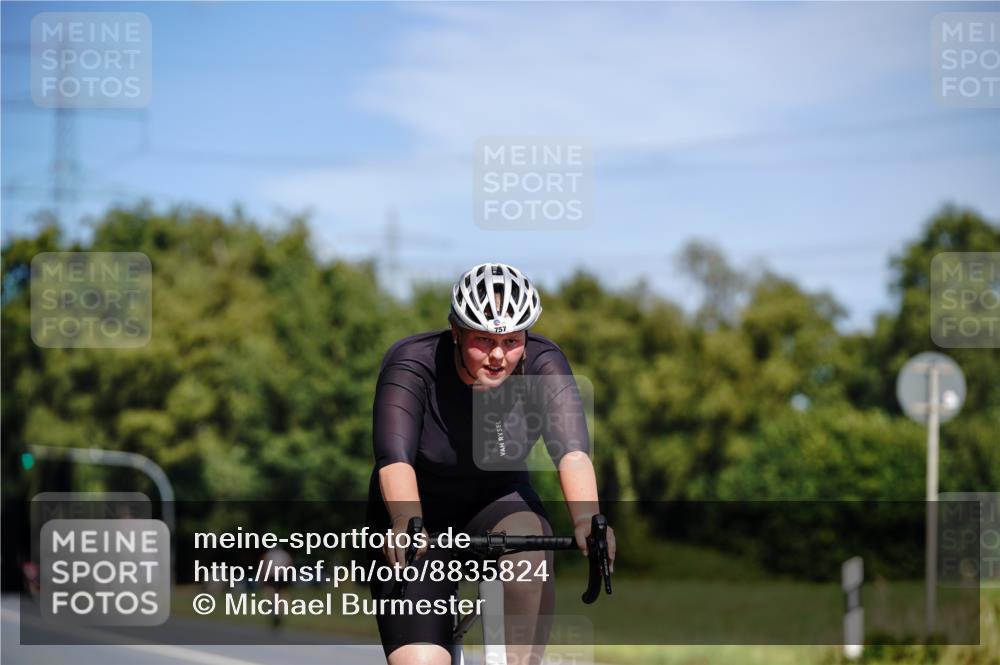 07.09.2025 - 19. Norderstedt Triathlon Michael Burmester http://msf.ph/oto/8835824 07.09.2025 12:36:55 Radfahren 757, 1398 meine-sportfotos.de