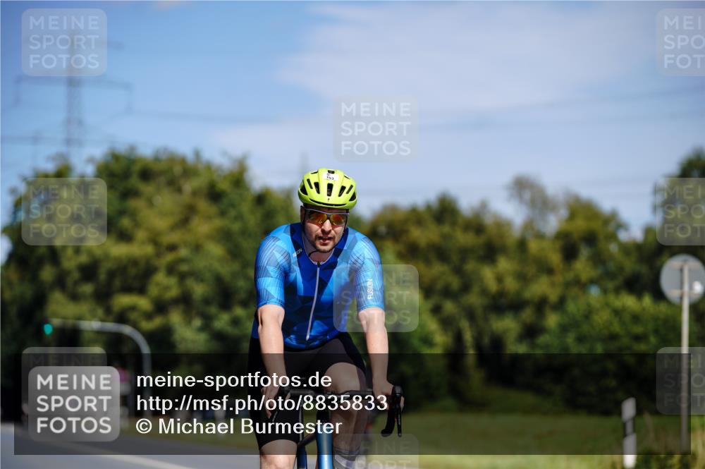 07.09.2025 - 19. Norderstedt Triathlon Michael Burmester http://msf.ph/oto/8835833 07.09.2025 12:37:03 Radfahren 153 meine-sportfotos.de