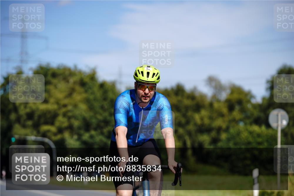 07.09.2025 - 19. Norderstedt Triathlon Michael Burmester http://msf.ph/oto/8835834 07.09.2025 12:37:03 Radfahren 153 meine-sportfotos.de