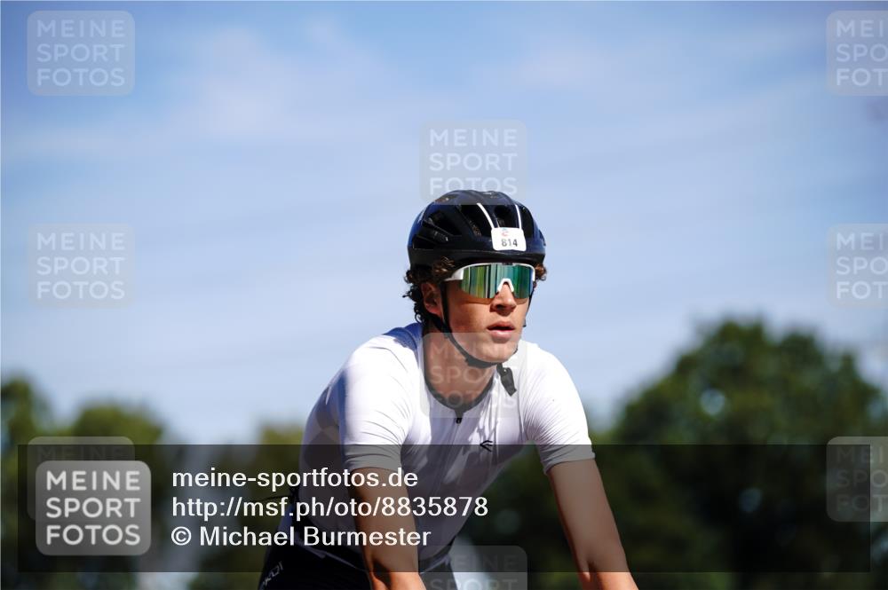 07.09.2025 - 19. Norderstedt Triathlon Michael Burmester http://msf.ph/oto/8835878 07.09.2025 12:37:40 Radfahren 219, 701, 789, 814 meine-sportfotos.de