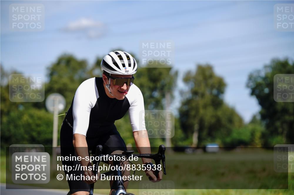 07.09.2025 - 19. Norderstedt Triathlon Michael Burmester http://msf.ph/oto/8835938 07.09.2025 12:38:11 Radfahren 781, 1290 meine-sportfotos.de
