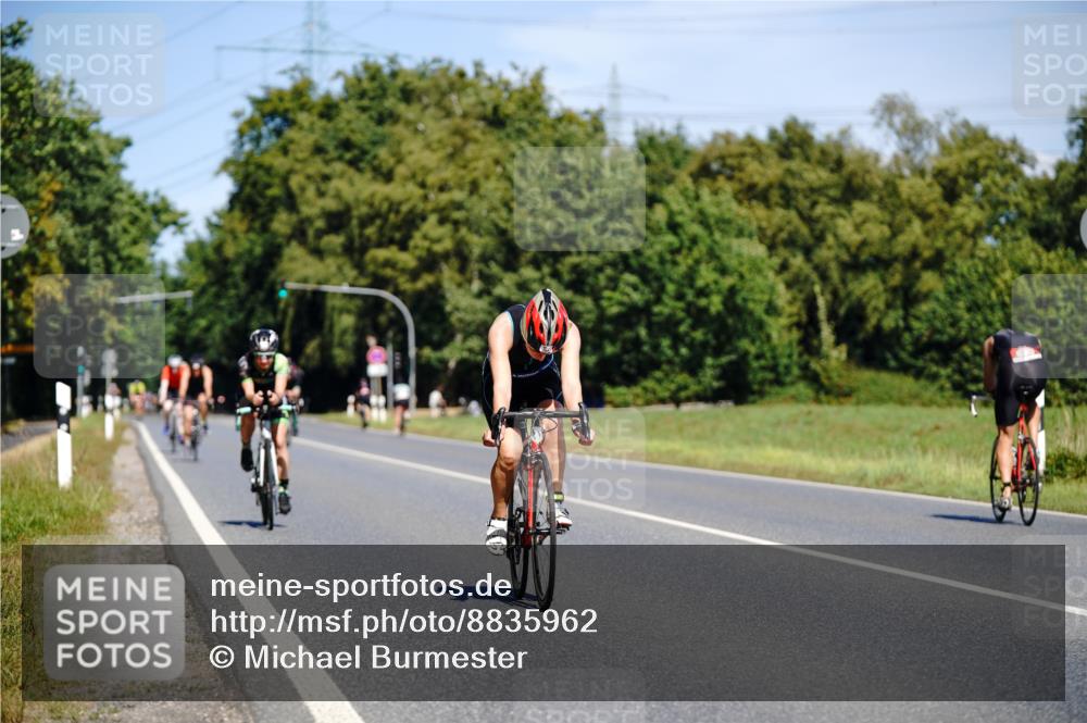 07.09.2025 - 19. Norderstedt Triathlon Michael Burmester http://msf.ph/oto/8835962 07.09.2025 12:38:31 Radfahren 759, 1262 meine-sportfotos.de