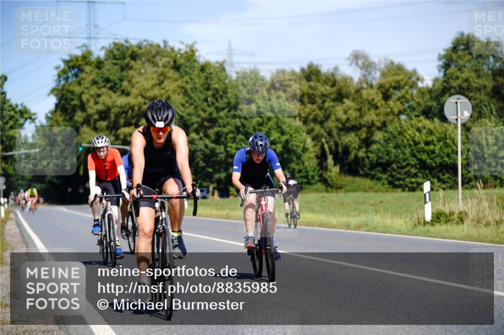 07.09.2025 - 19. Norderstedt Triathlon Michael Burmester http://msf.ph/oto/8835985 07.09.2025 12:38:36 Radfahren 224, 247, 309, 766, 808, 1262 meine-sportfotos.de