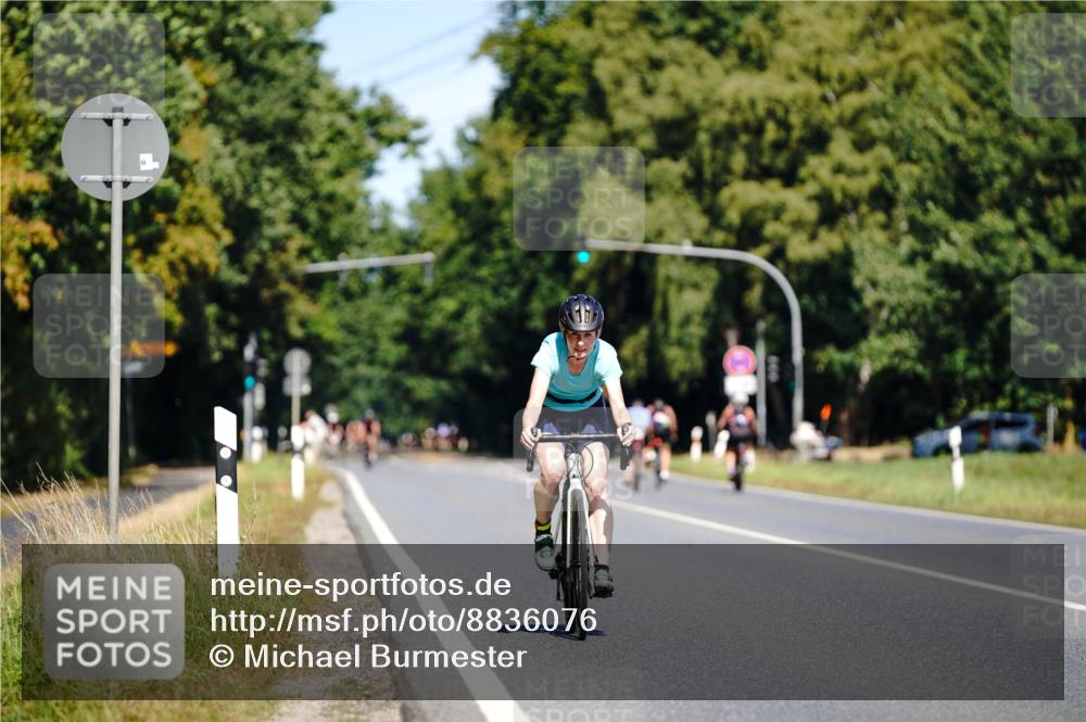07.09.2025 - 19. Norderstedt Triathlon Michael Burmester http://msf.ph/oto/8836076 07.09.2025 12:39:59 Radfahren 194, 1235 meine-sportfotos.de