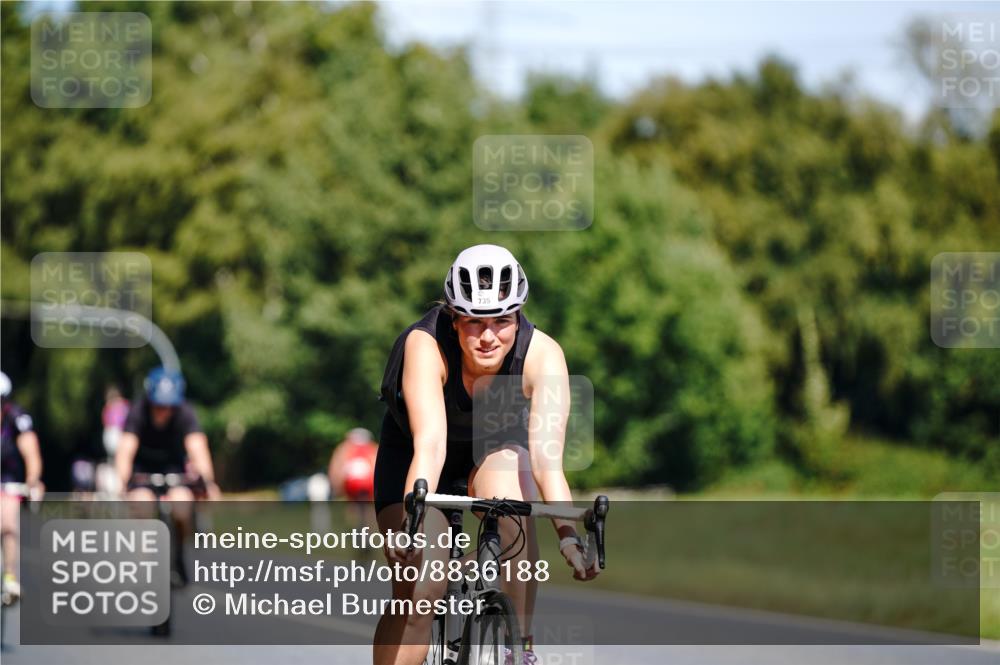 07.09.2025 - 19. Norderstedt Triathlon Michael Burmester http://msf.ph/oto/8836188 07.09.2025 12:41:49 Radfahren 137, 214, 735, 1376 meine-sportfotos.de
