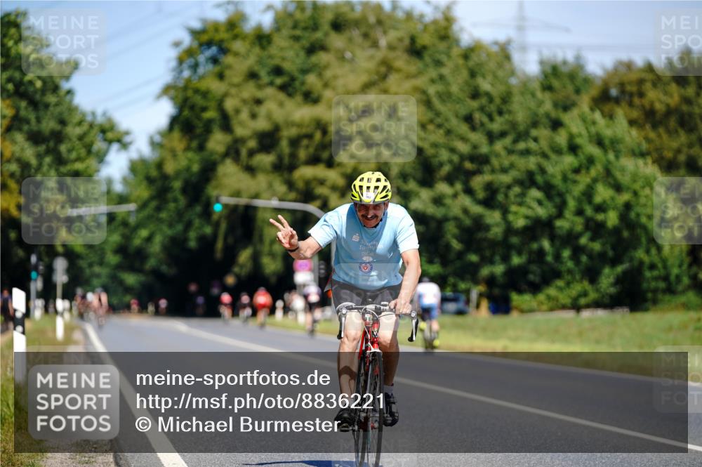 07.09.2025 - 19. Norderstedt Triathlon Michael Burmester http://msf.ph/oto/8836221 07.09.2025 12:41:57 Radfahren 150, 762 meine-sportfotos.de