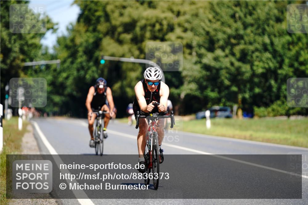 07.09.2025 - 19. Norderstedt Triathlon Michael Burmester http://msf.ph/oto/8836373 07.09.2025 12:43:17 Radfahren 161, 1391 meine-sportfotos.de