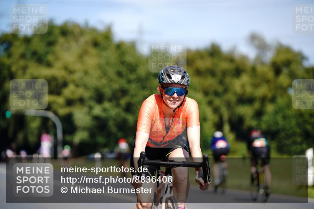 07.09.2025 - 19. Norderstedt Triathlon Michael Burmester http://msf.ph/oto/8836406 07.09.2025 12:43:37 Radfahren 1212, 1337 meine-sportfotos.de