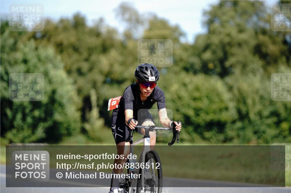 07.09.2025 - 19. Norderstedt Triathlon Michael Burmester http://msf.ph/oto/8836512 07.09.2025 12:46:50 Radfahren 718 meine-sportfotos.de