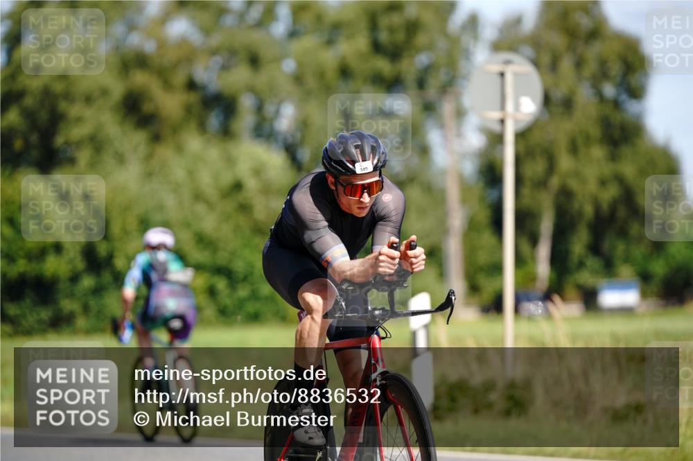 07.09.2025 - 19. Norderstedt Triathlon Michael Burmester http://msf.ph/oto/8836532 07.09.2025 12:47:14 Radfahren 345, 1260 meine-sportfotos.de