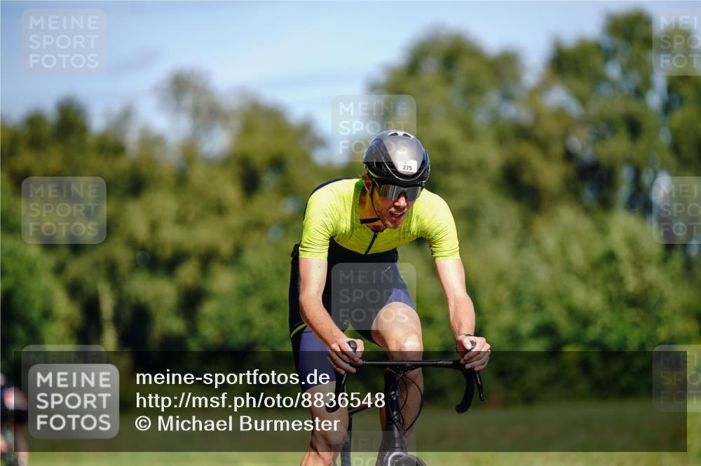 07.09.2025 - 19. Norderstedt Triathlon Michael Burmester http://msf.ph/oto/8836548 07.09.2025 12:47:41 Radfahren 275 meine-sportfotos.de