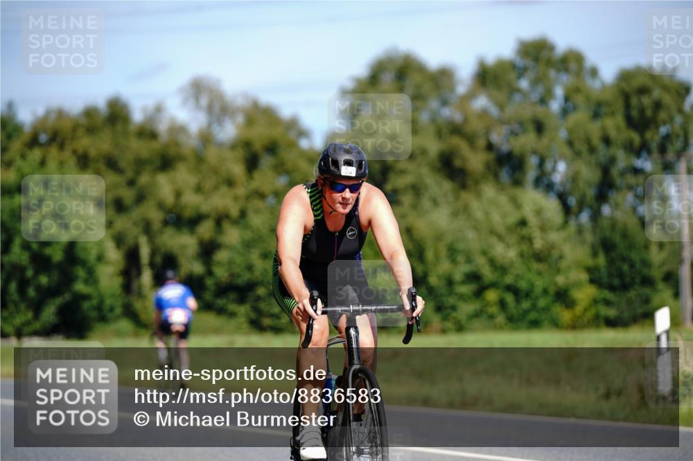 07.09.2025 - 19. Norderstedt Triathlon Michael Burmester http://msf.ph/oto/8836583 07.09.2025 12:47:56 Radfahren 700, 744 meine-sportfotos.de